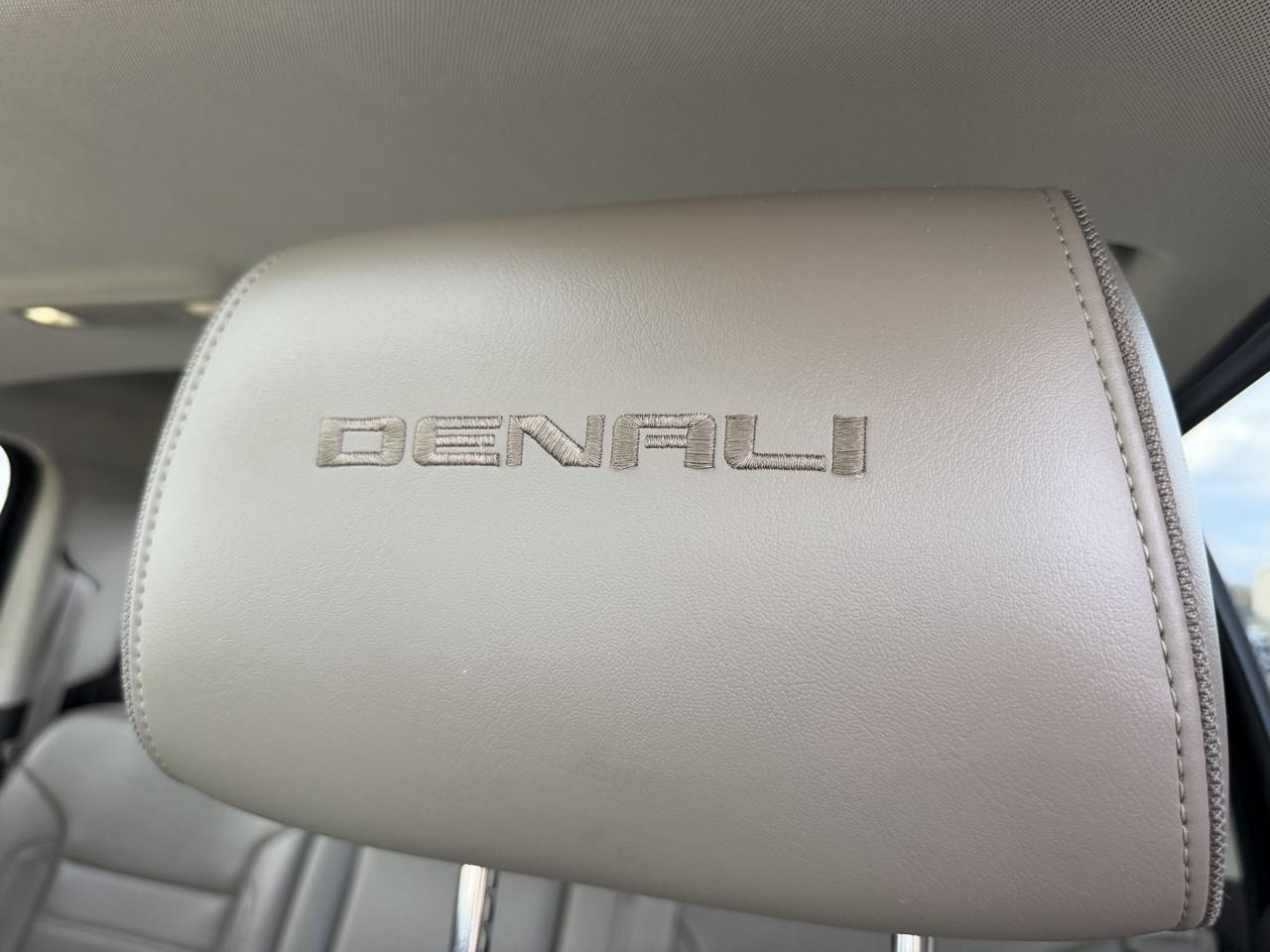 GMC Sierra 1500 Denali Crew Cab 4WD 2014