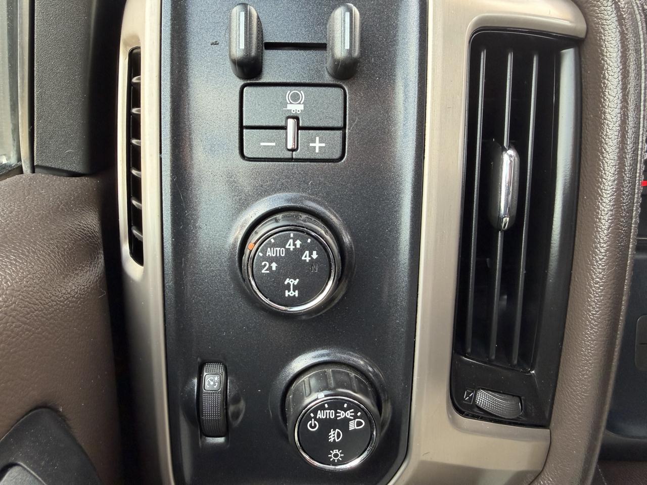 GMC Sierra 1500 Denali Crew Cab 4WD 2014