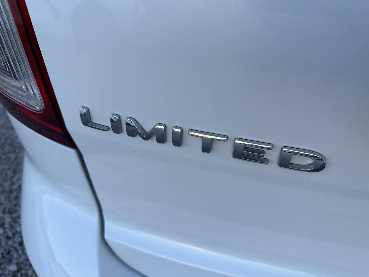 Ford Explorer Limited FWD 2014