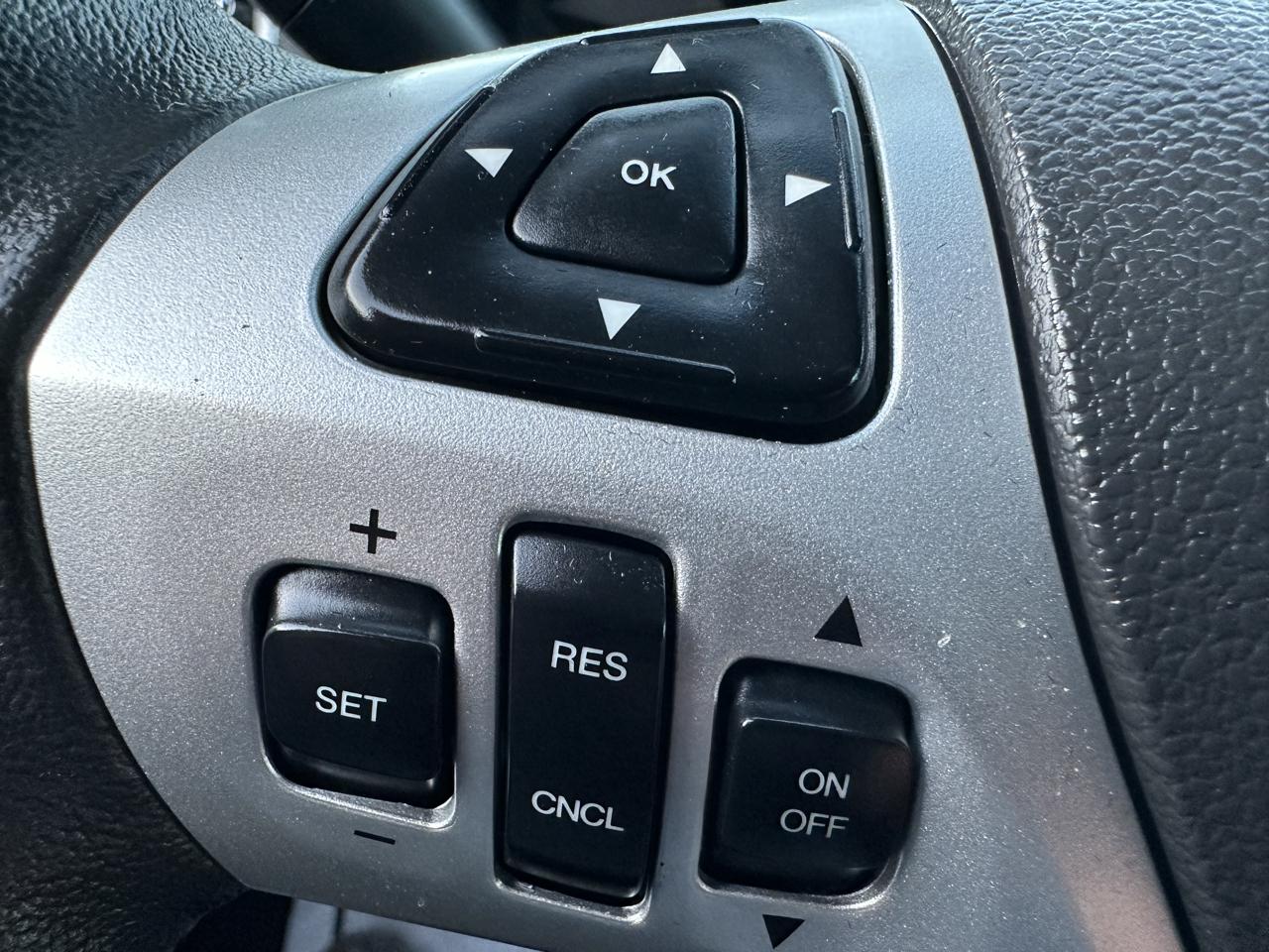 Ford Explorer Limited FWD 2014