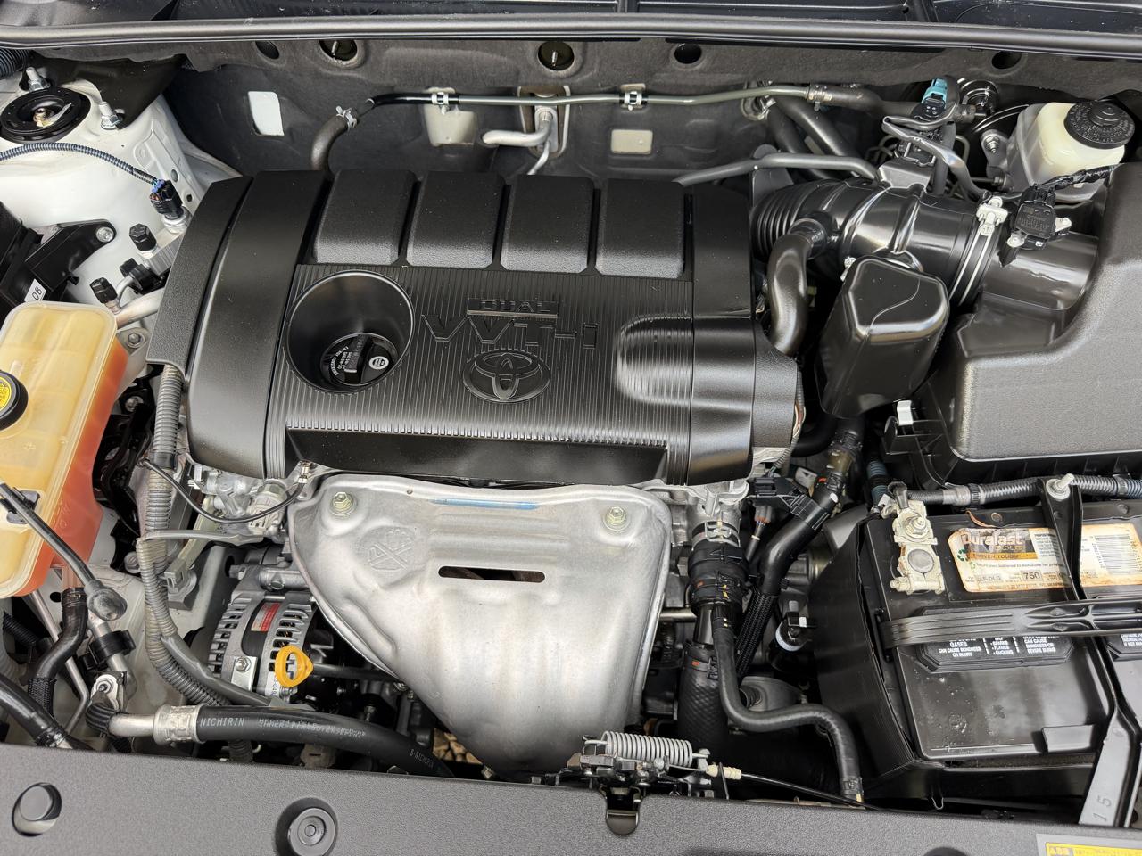 Toyota RAV4 Limited I4 2WD 2011