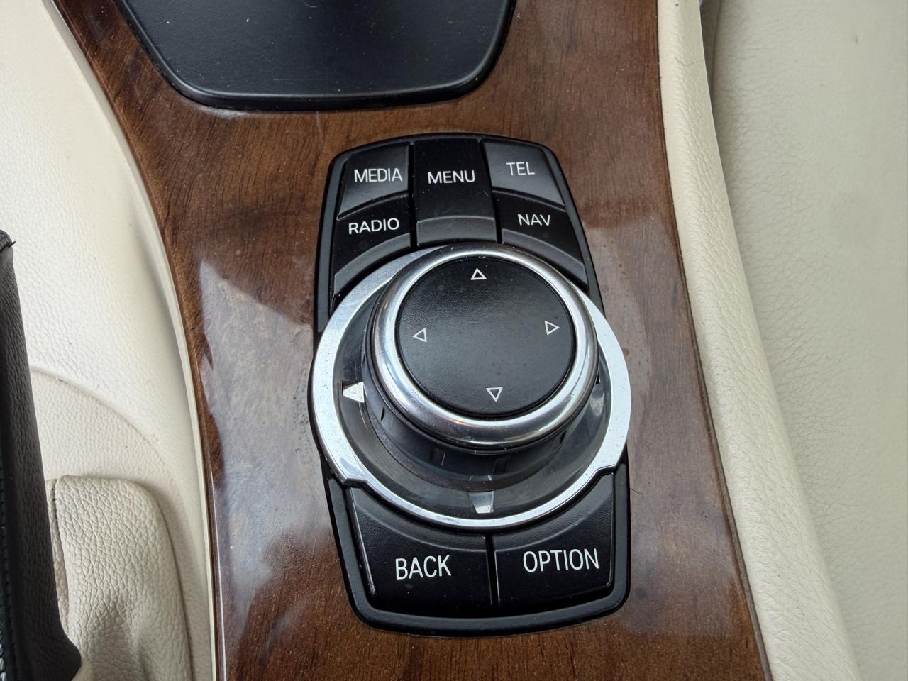 BMW 3-Series 328i Convertible - SULEV 2013