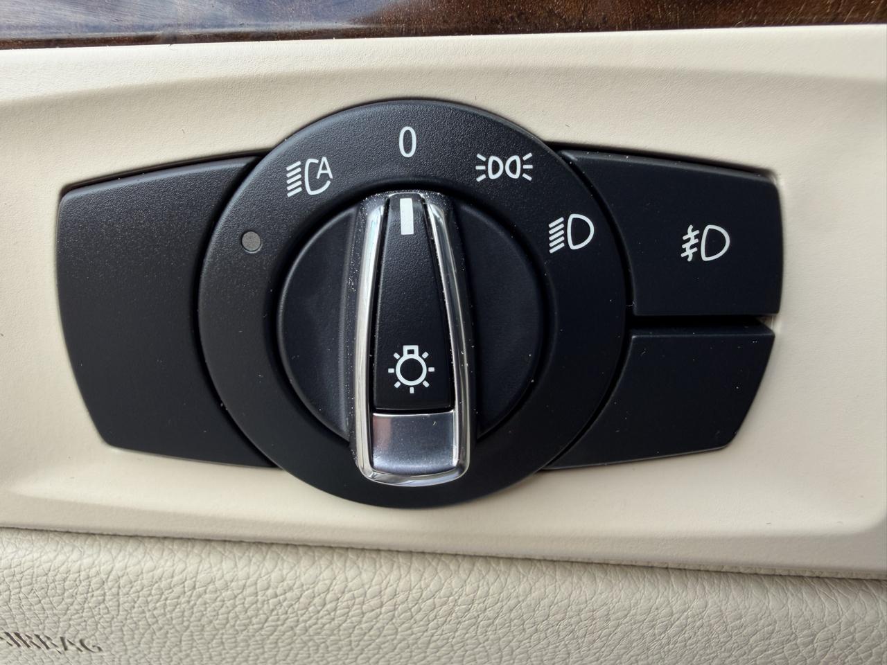 BMW 3-Series 328i Convertible - SULEV 2013