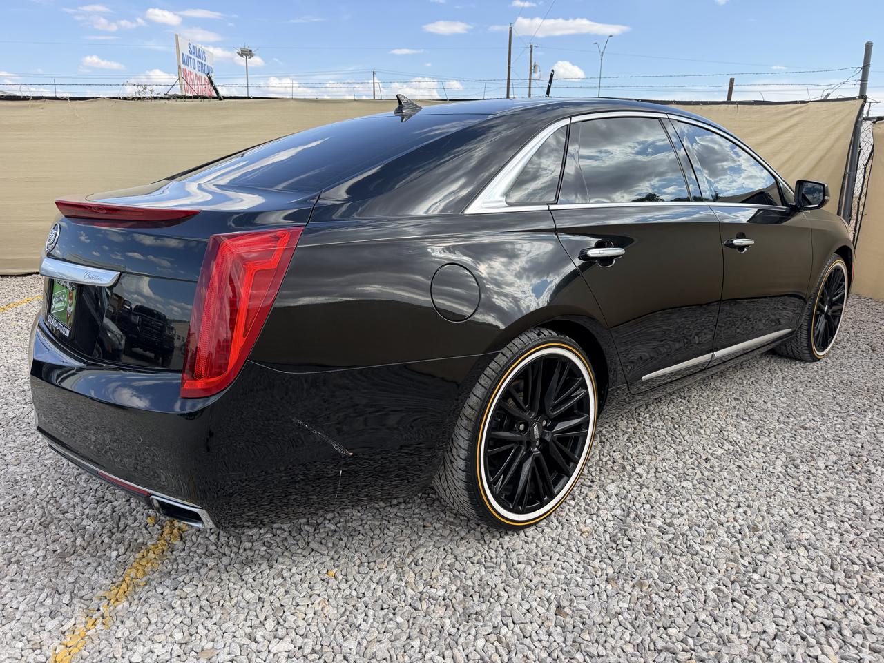 Cadillac XTS Platinum 2013