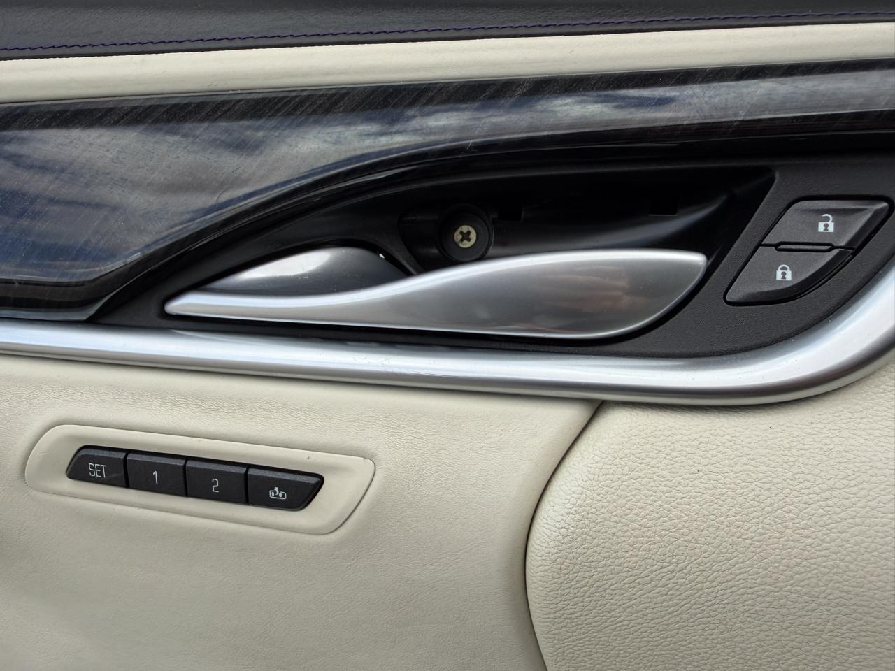 Cadillac XTS Platinum 2013