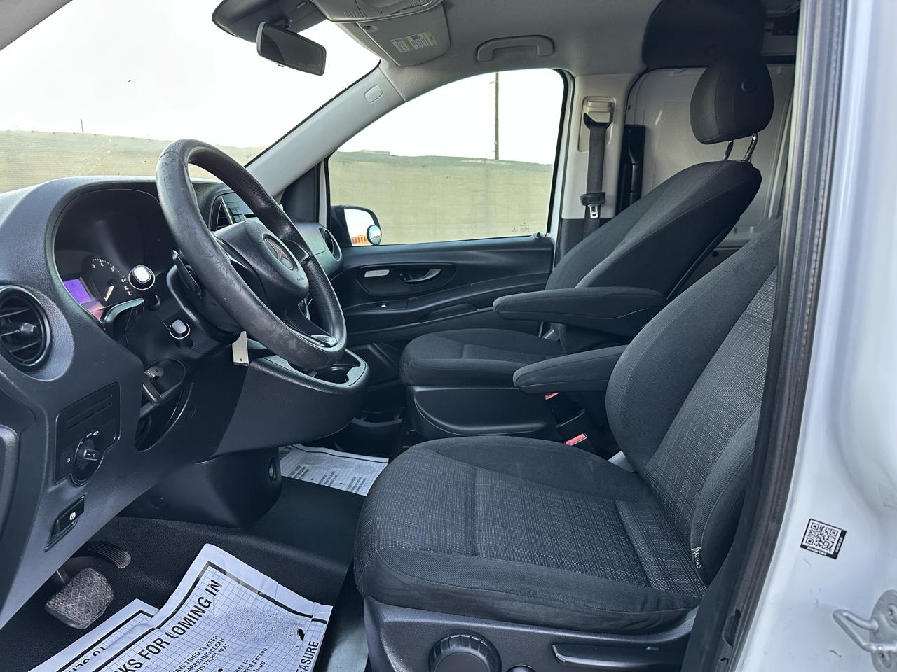 Mercedes-Benz Metris Cargo Van 2016