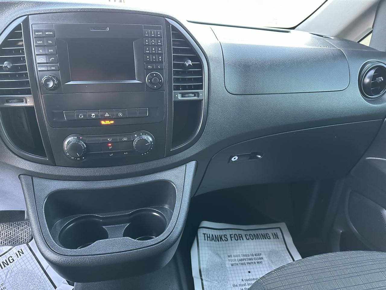Mercedes-Benz Metris Cargo Van 2016