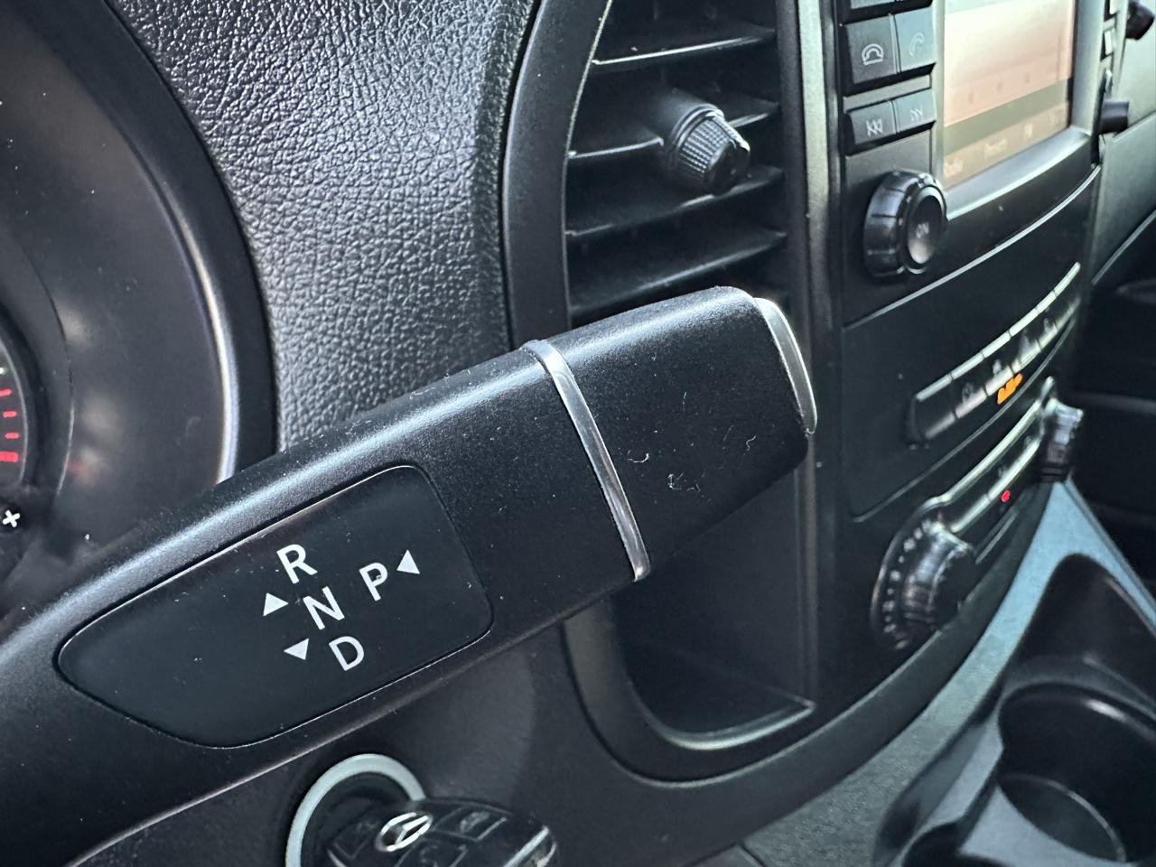 Mercedes-Benz Metris Cargo Van 2016