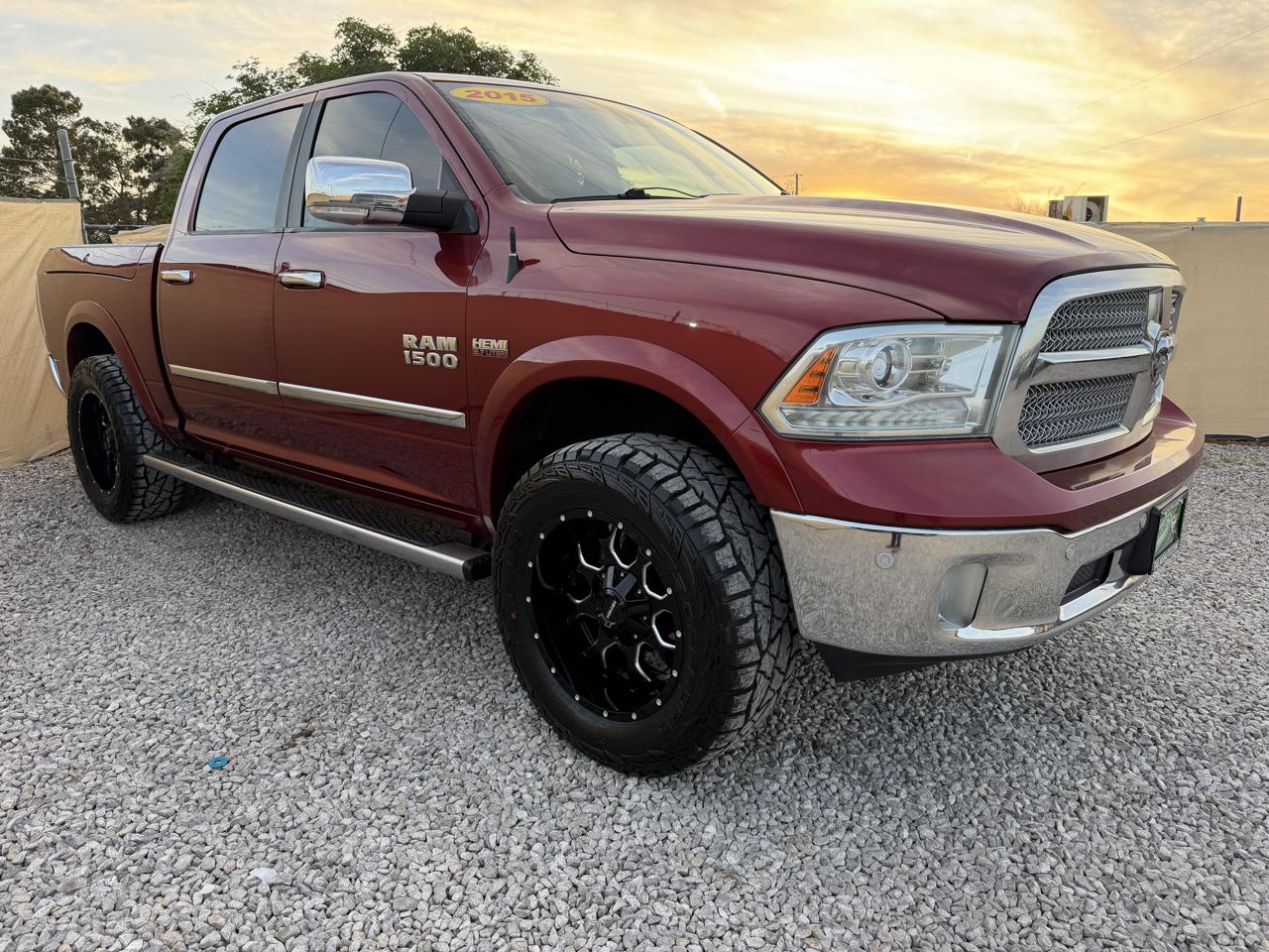 2015 RAM 1500 Laramie Limited Crew Cab SWB 4WD