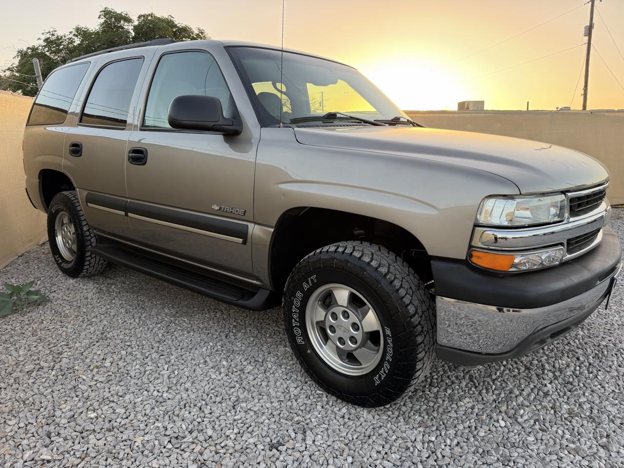 2003 Chevrolet Tahoe LS 2WD