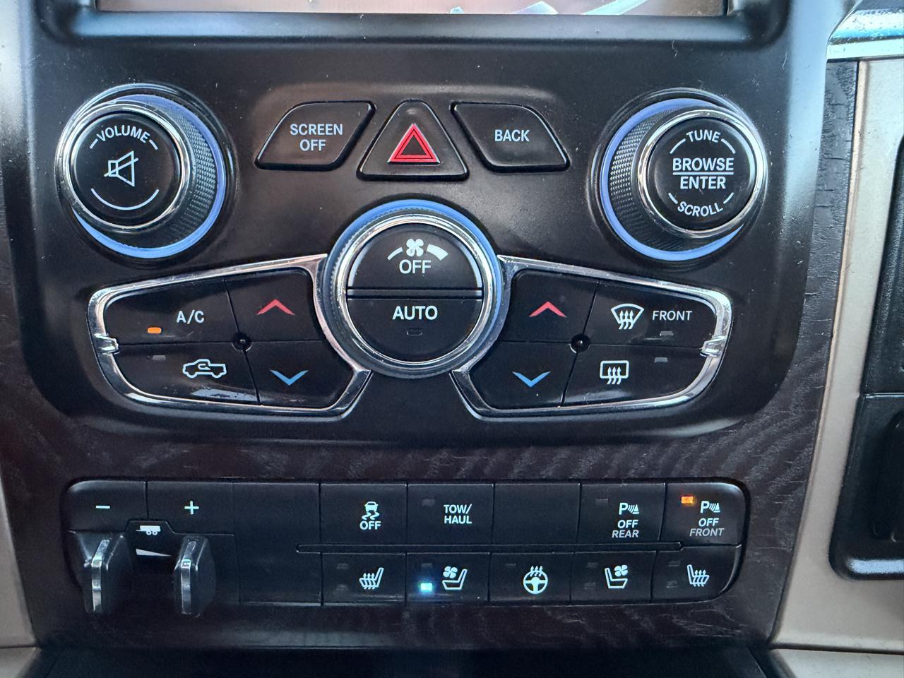 RAM 1500 Laramie Longhorn Edition Crew Cab SWB 4WD 2014