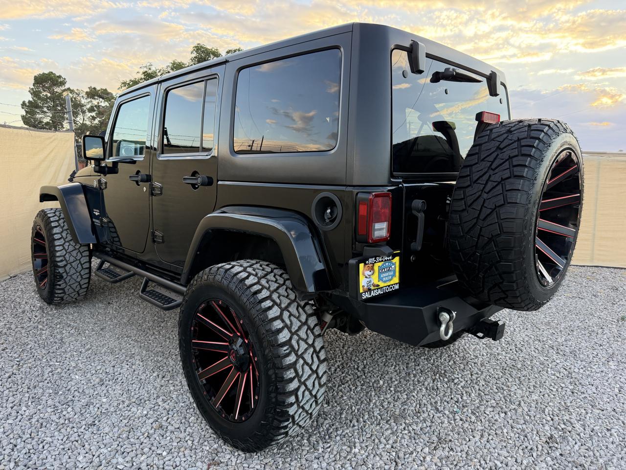 Jeep Wrangler Unlimited Sahara 4WD 2012