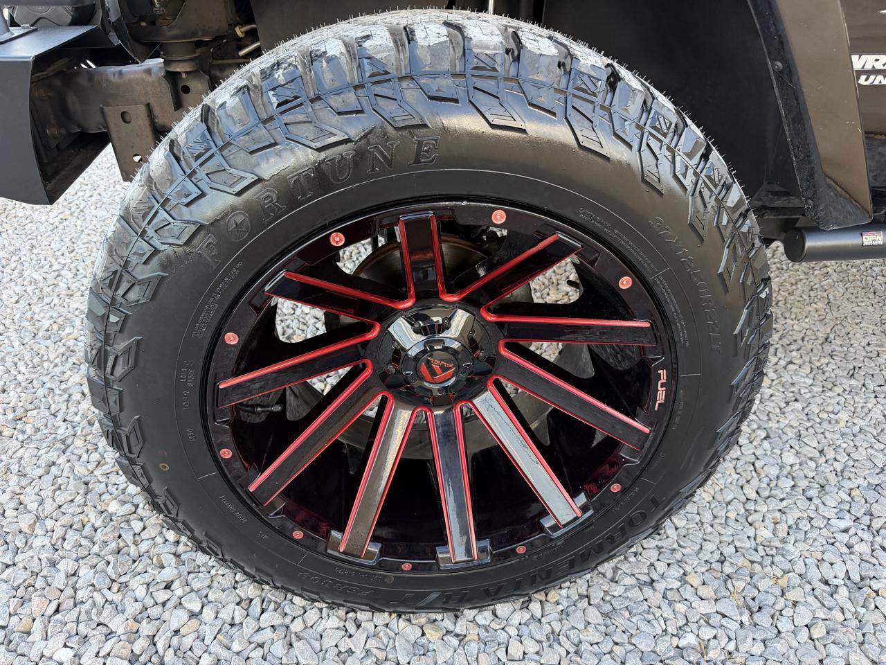 Jeep Wrangler Unlimited Sahara 4WD 2012