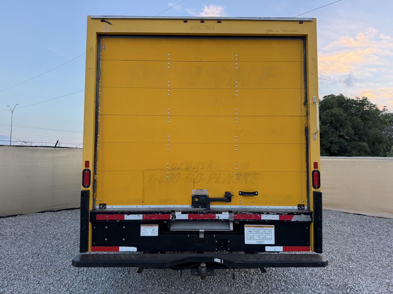 GMC Savana G3500 177 in. 2018
