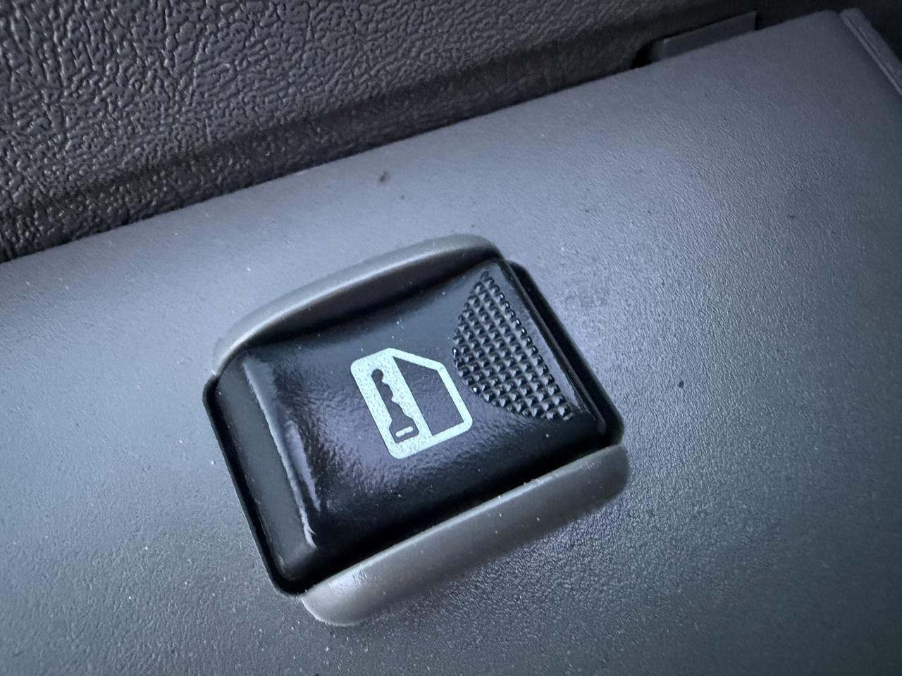 GMC Savana G3500 177 in. 2018