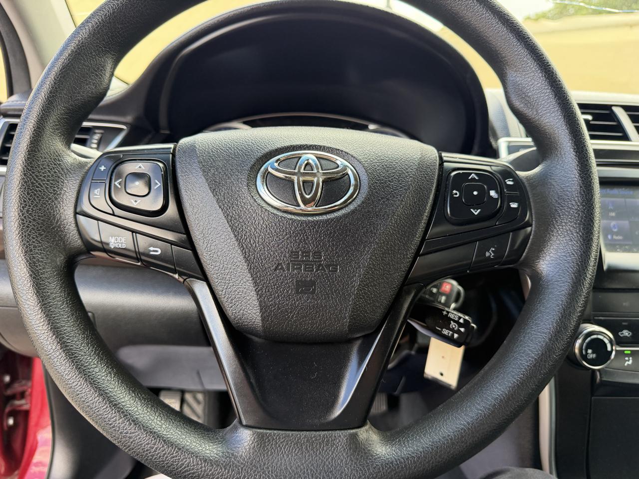 Toyota Camry SE 2017