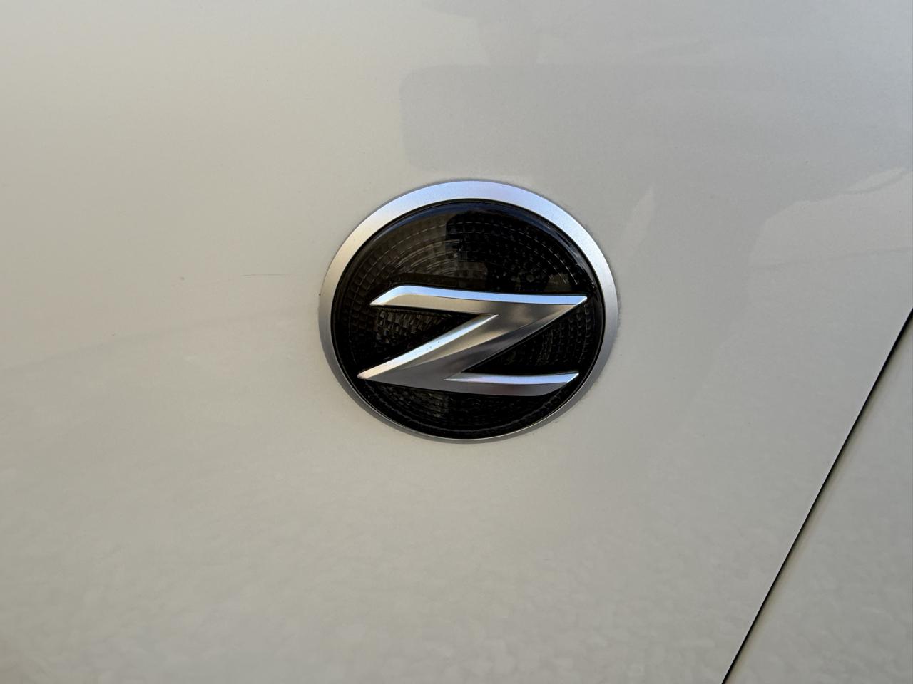 Nissan Z 370Z Roadster Touring 6MT 2014