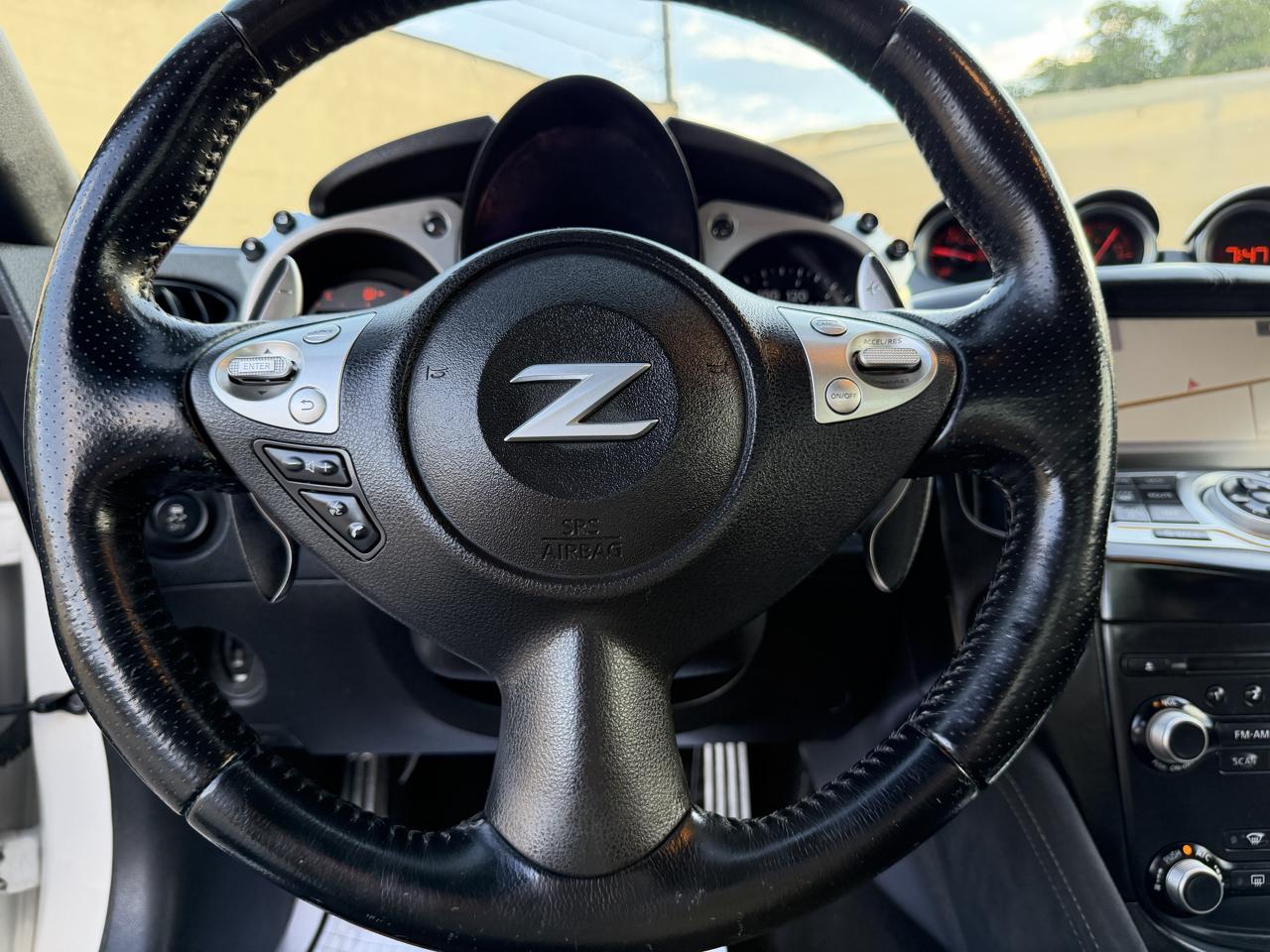 Nissan Z 370Z Roadster Touring 6MT 2014