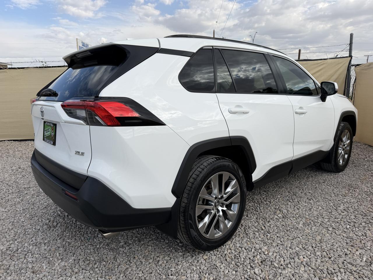 Toyota RAV4 XLE Premium 2020