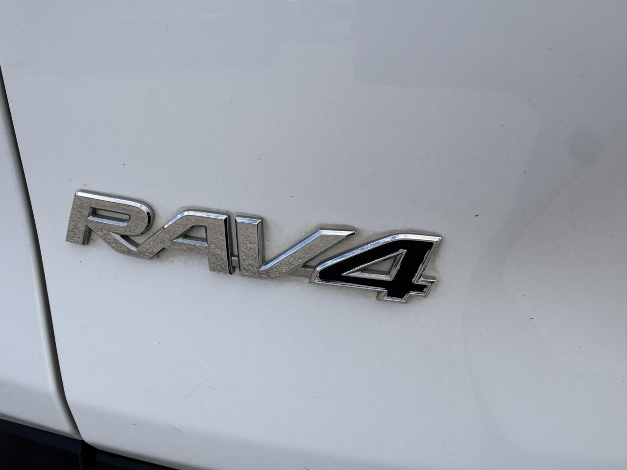 Toyota RAV4 XLE Premium 2020