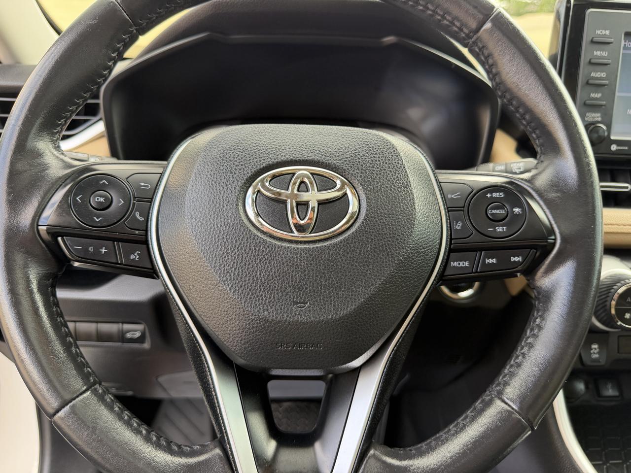Toyota RAV4 XLE Premium 2020