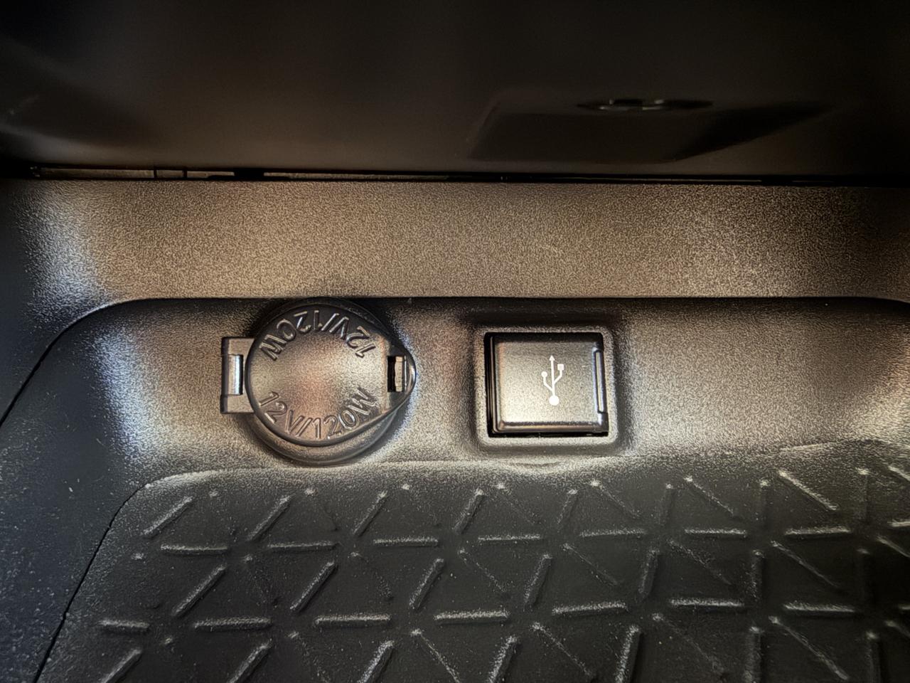 Toyota RAV4 XLE Premium 2020