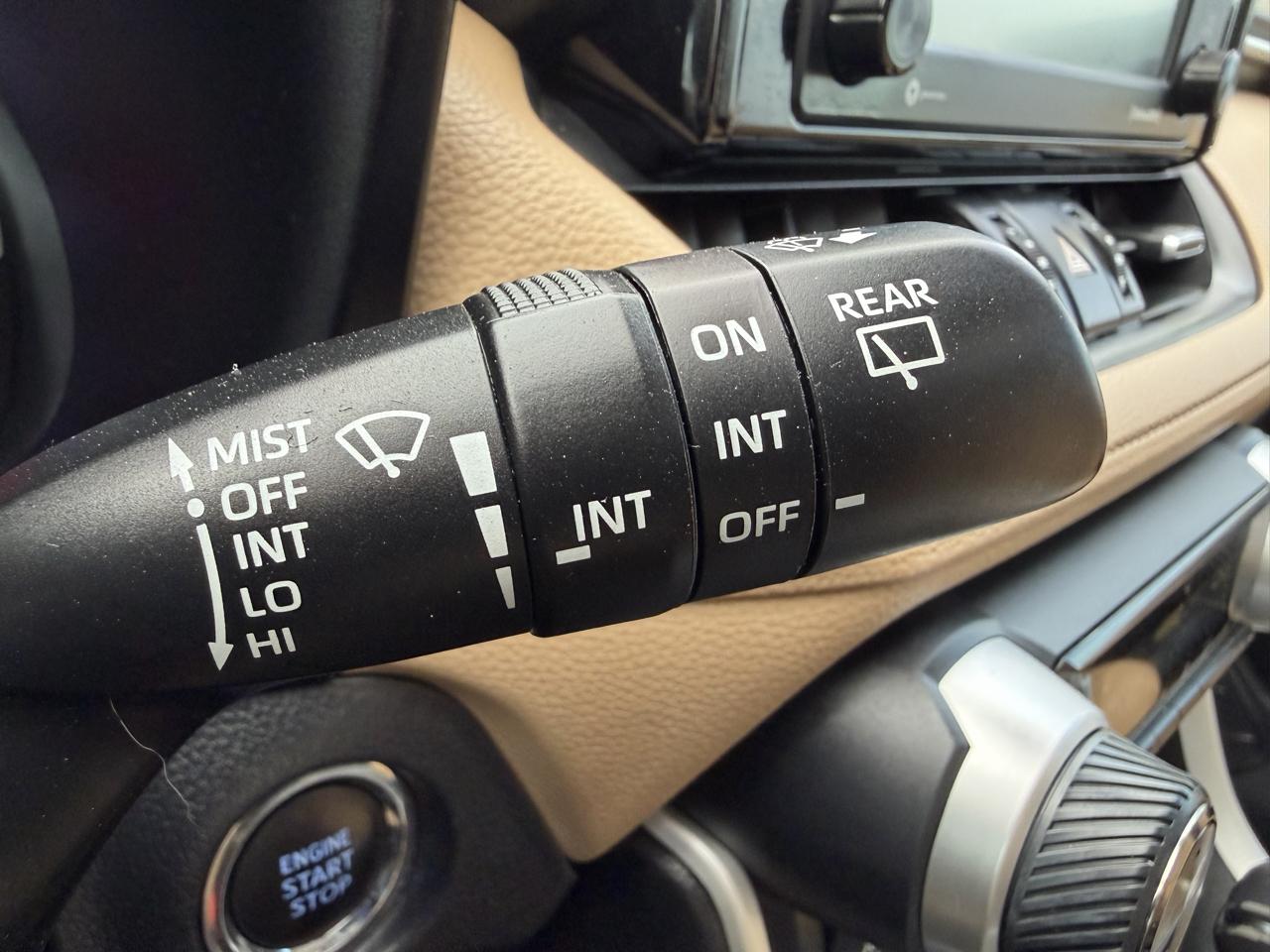 Toyota RAV4 XLE Premium 2020