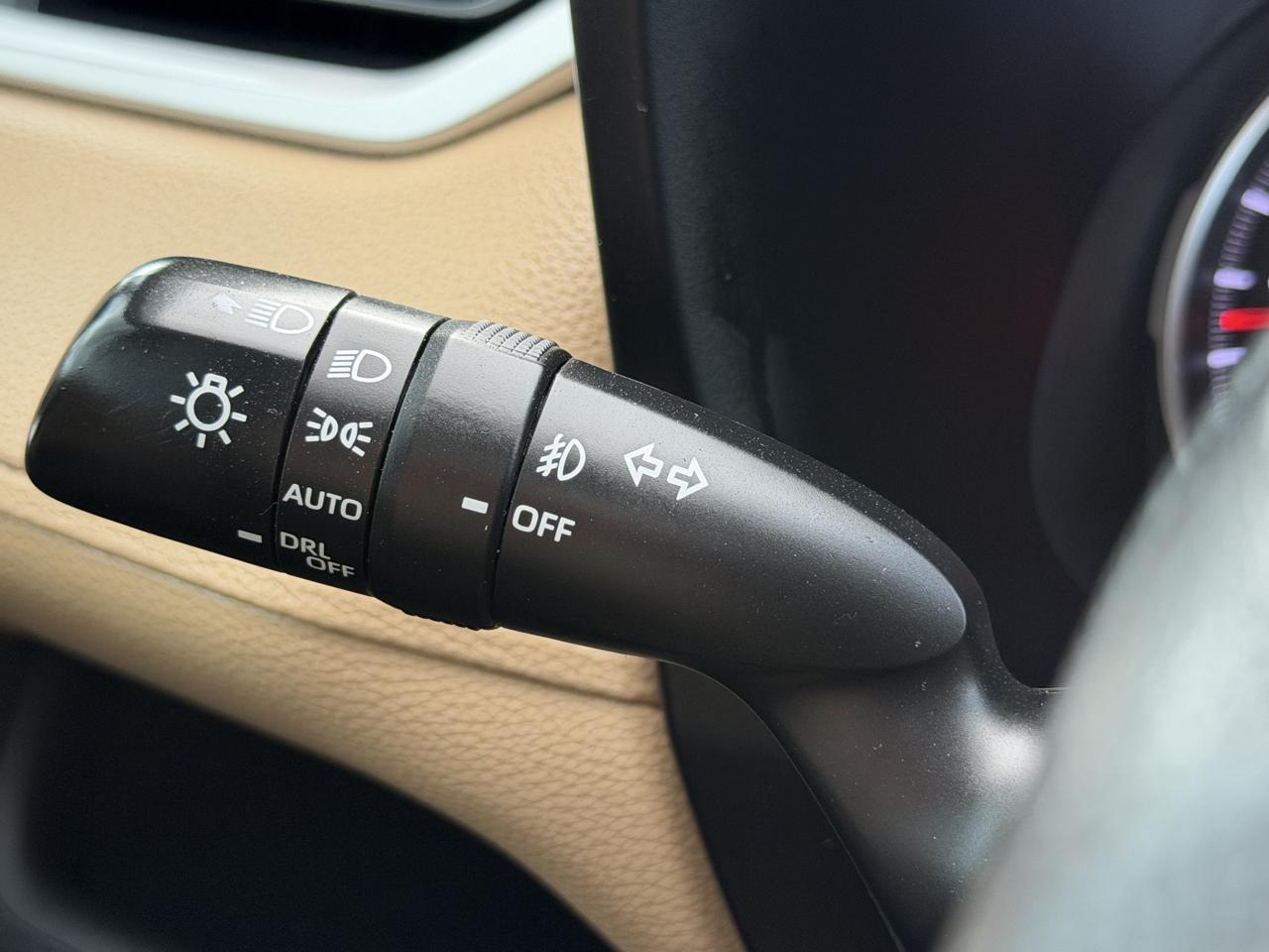 Toyota RAV4 XLE Premium 2020