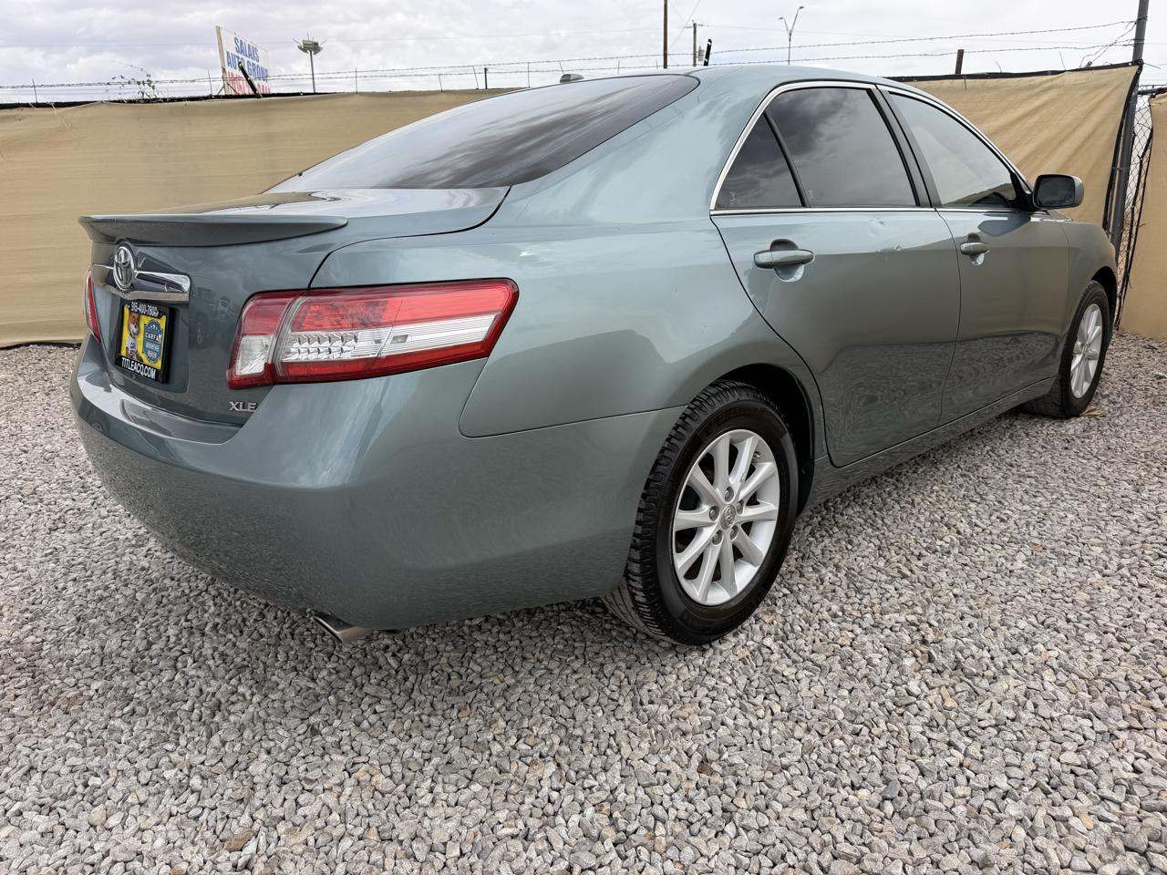 Toyota Camry SE 6-Spd AT 2010