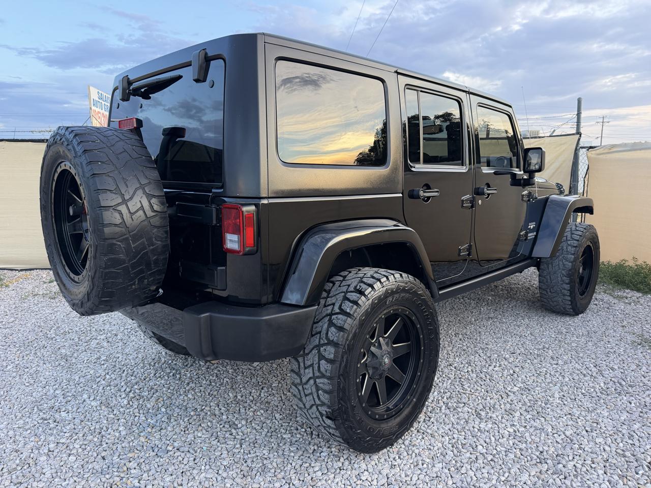 Jeep Wrangler Unlimited Sahara 4WD 2016