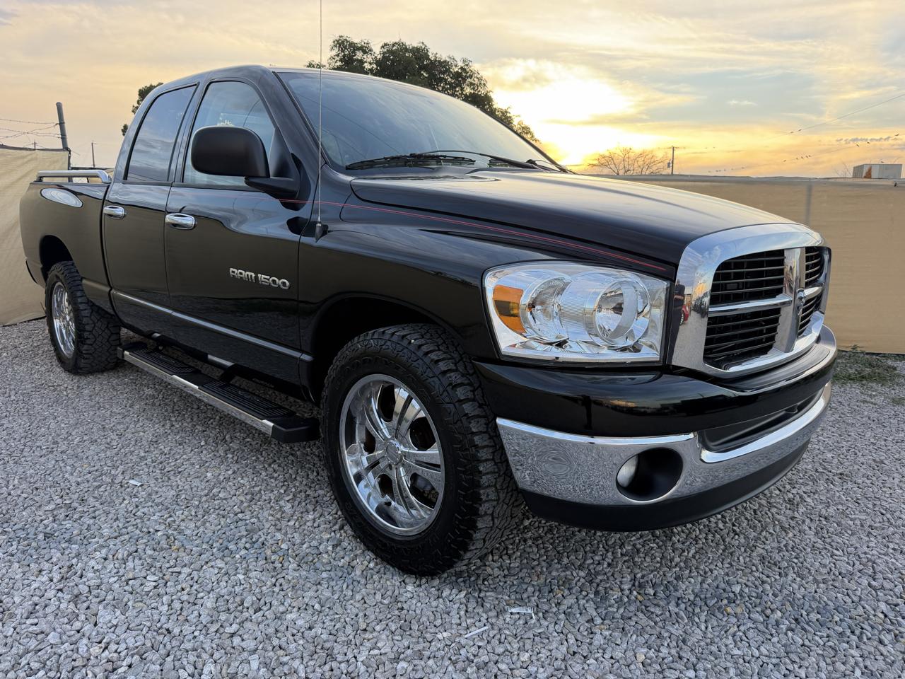 2006 Dodge Ram 1500 Laramie SLT Quad Cab Short Bed 2WD