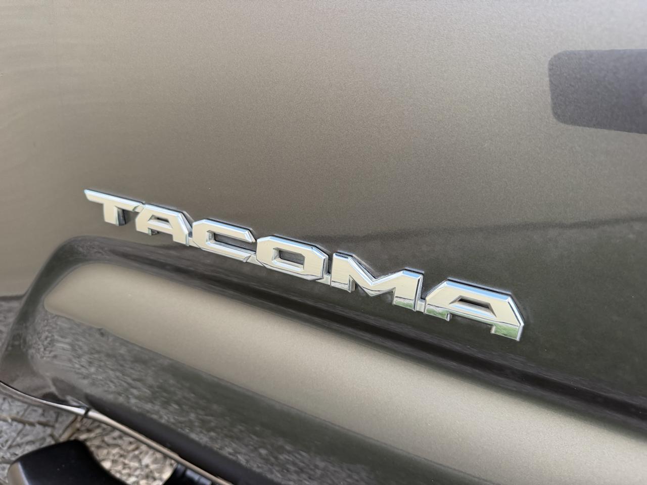 Toyota Tacoma  2016