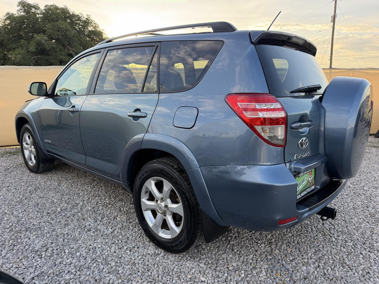 Toyota RAV4 Limited V6 2WD 2012