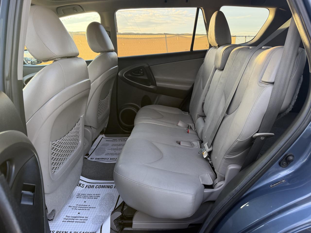 Toyota RAV4 Limited V6 2WD 2012