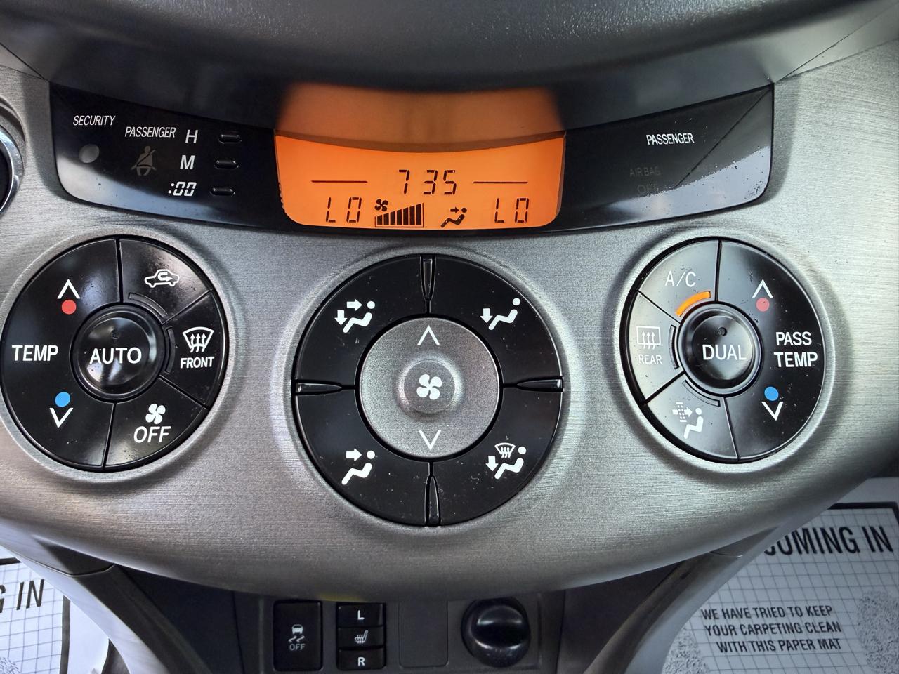 Toyota RAV4 Limited V6 2WD 2012