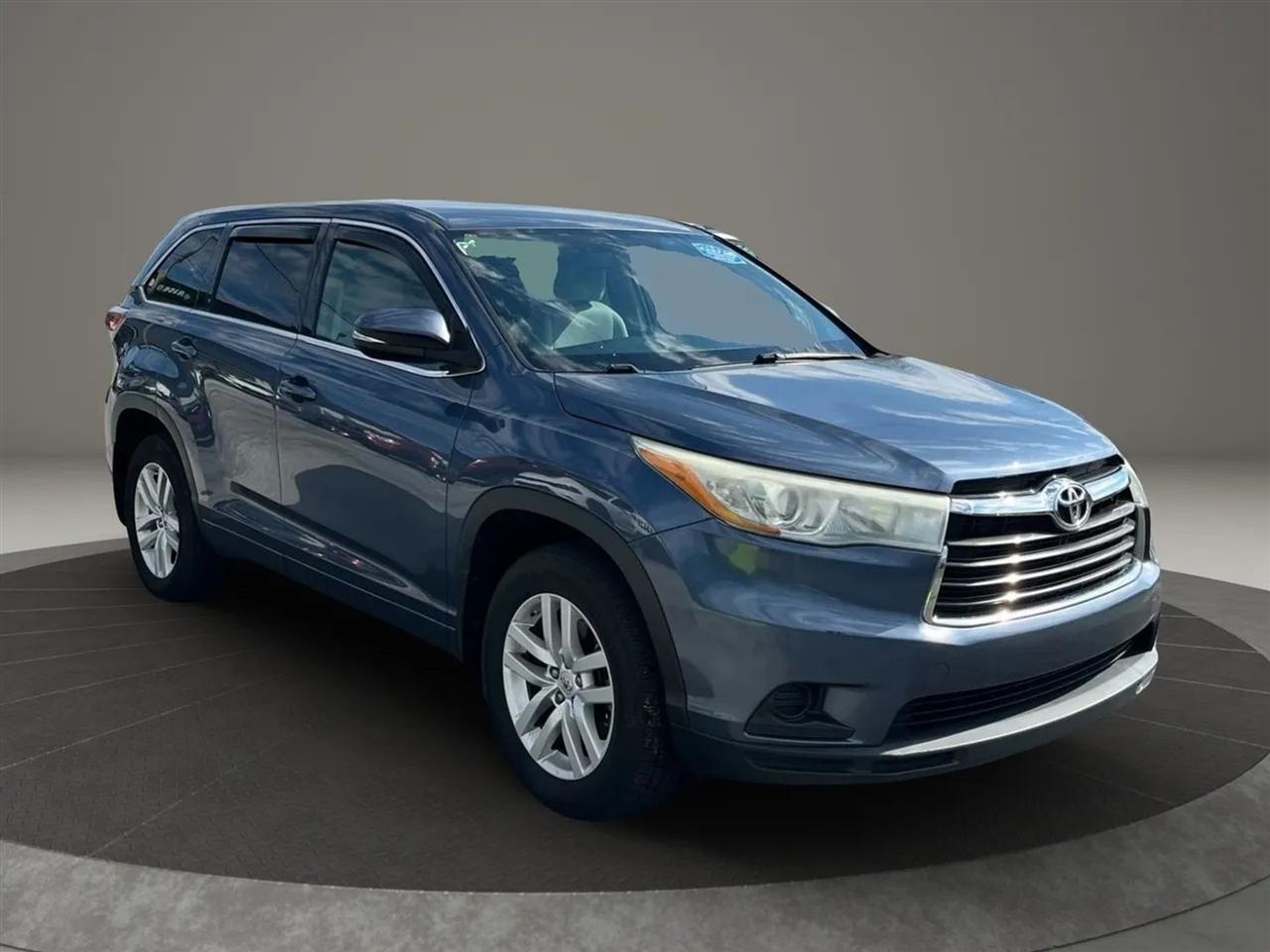 2015 Toyota Highlander LE FWD I4