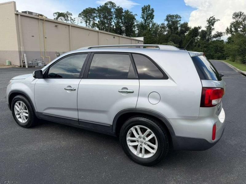 Kia Sorento LX 2WD 2014