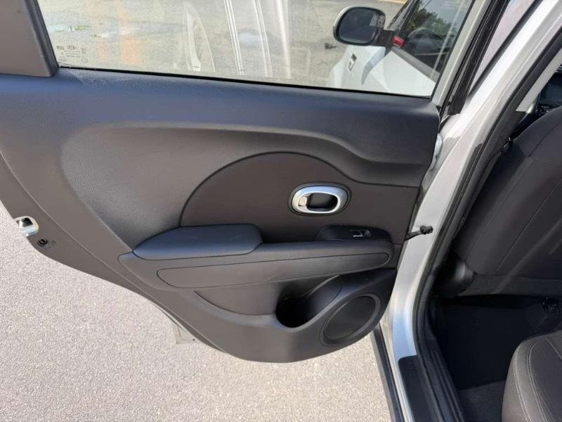 Kia Soul Base 6M 2018