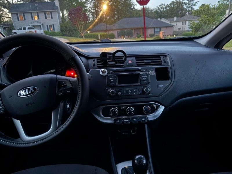 Kia Rio5 EX 2013