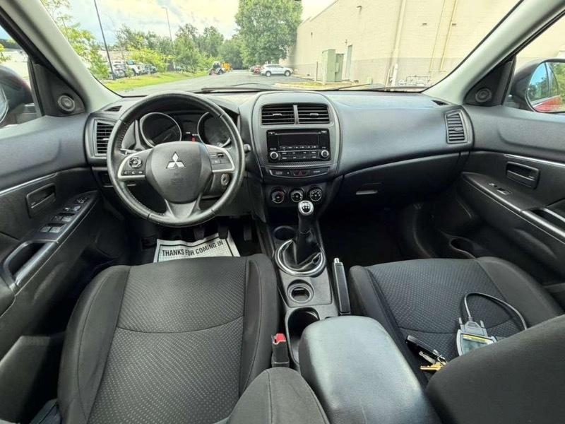 Mitsubishi Outlander Sport ES 2WD 2015