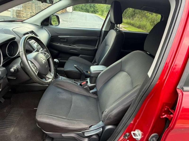 Mitsubishi Outlander Sport ES 2WD 2015