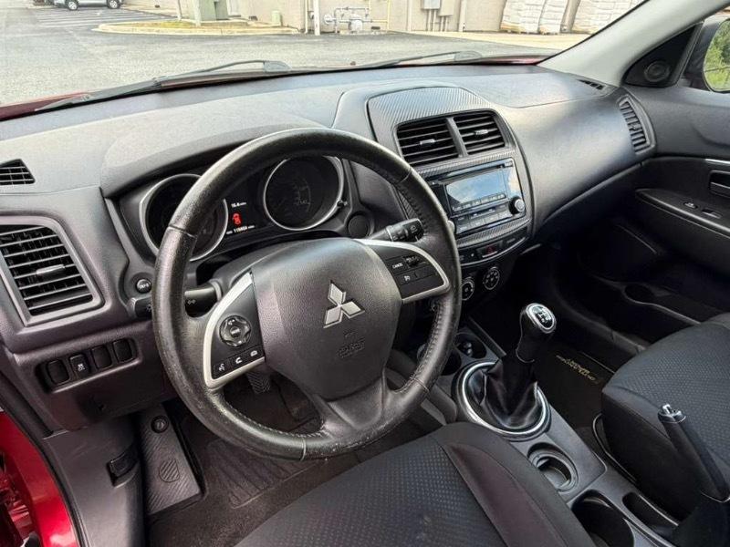 Mitsubishi Outlander Sport ES 2WD 2015