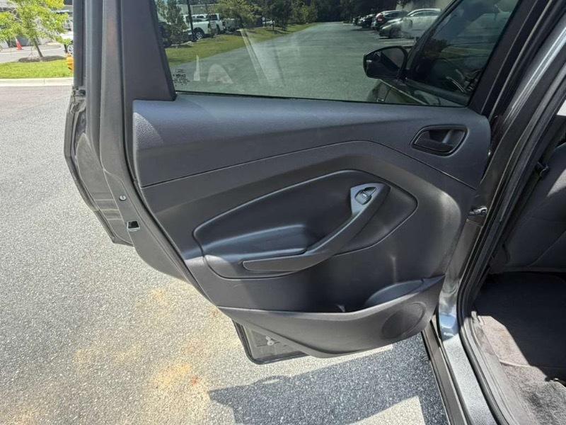 Ford Escape S FWD 2017