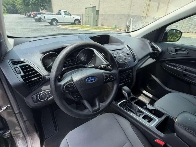 Ford Escape S FWD 2017