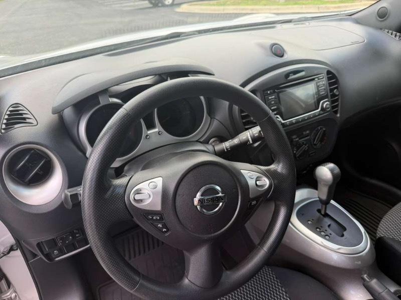 Nissan Juke S FWD 2017