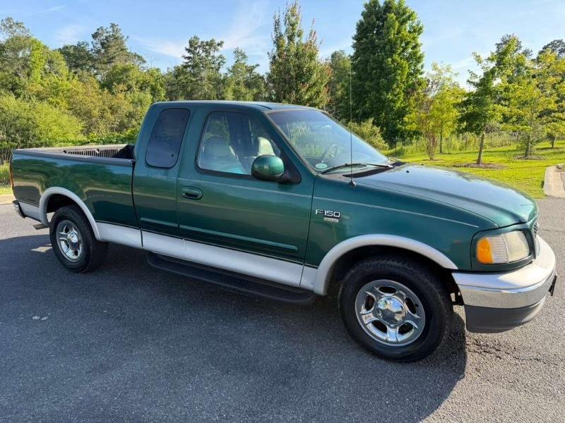 Ford F-150 Lariat SuperCab Short Bed 2WD 2000