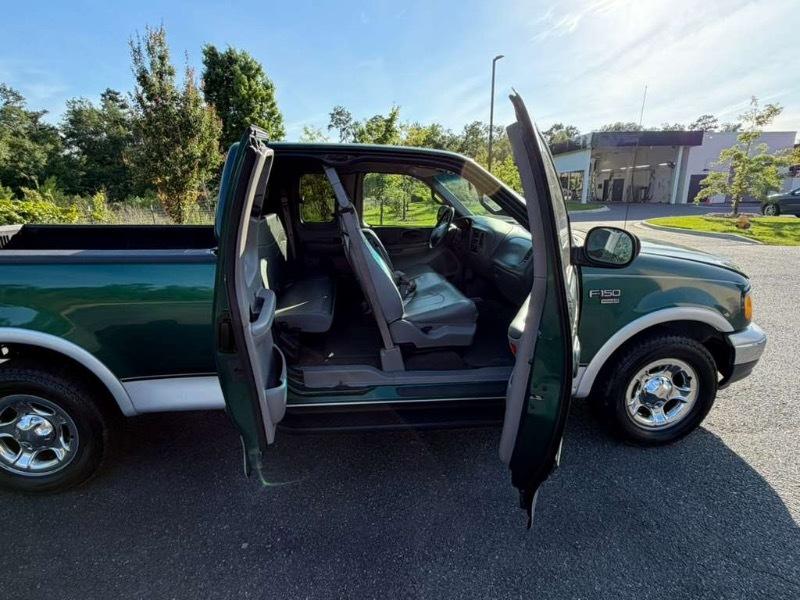 Ford F-150 Lariat SuperCab Short Bed 2WD 2000