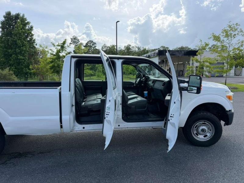 Ford F-250 SD XLT Crew Cab Long Bed 4WD 2011