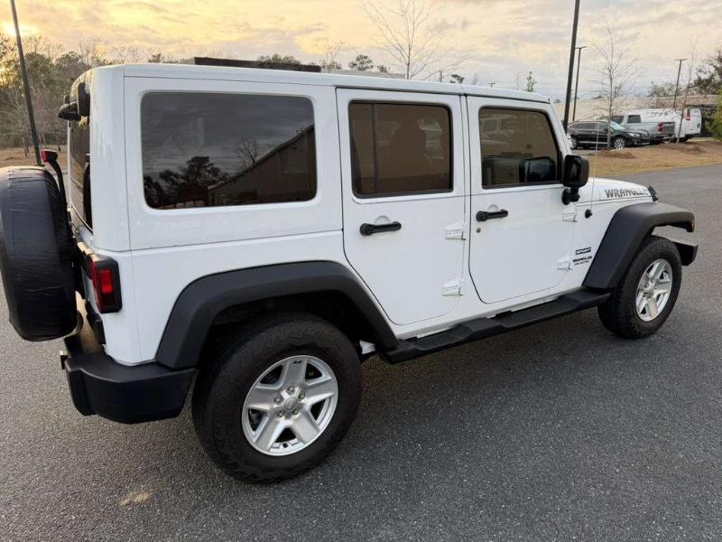 Jeep Wrangler Unlimited Sport 4WD 2012