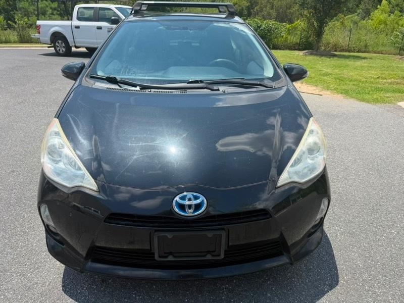 Toyota Prius c One 2013